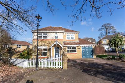 LANGDALE DRIVE, ASCOT, BERKSHIRE, SL5 8TQ