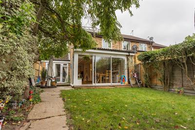 CROSS GATES CLOSE, MARTINS HERON, BERKSHIRE, RG12 9TY