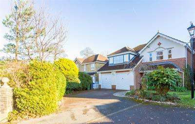 LANGDALE DRIVE, ASCOT, BERKSHIRE, SL5 8TQ