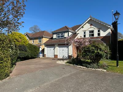 LANGDALE DRIVE, ASCOT, BERKSHIRE, SL5 8TQ