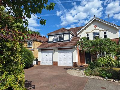 LANGDALE DRIVE, ASCOT, BERKSHIRE, SL5 8TQ