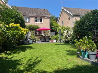 BLACKMOOR WOOD, ASCOT, BERKSHIRE, SL5 8EL
